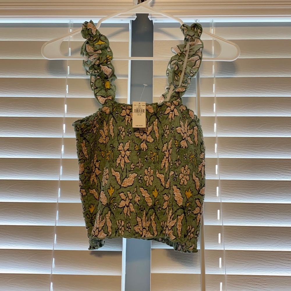 Brand new aerie shirt